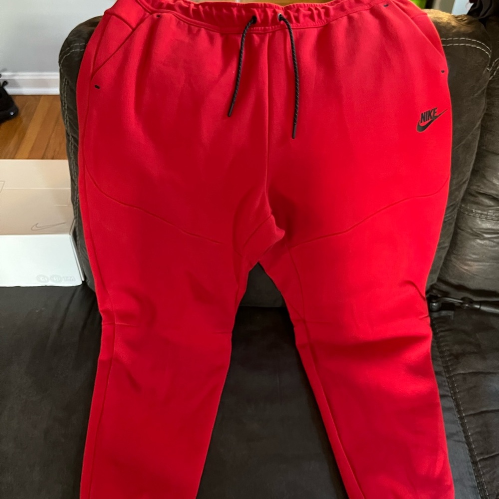 Nike tech and nike cotton joggers